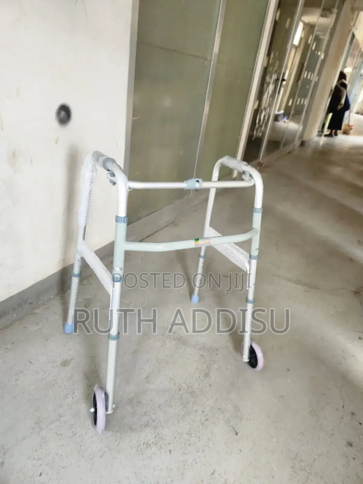 Medical Walker俠義almunium Walker片名foldable Walker牌坊walker