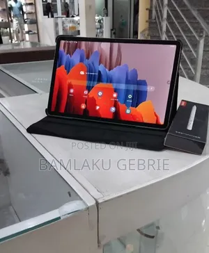 Photo - New Samsung Galaxy Tab S7 128 GB Black