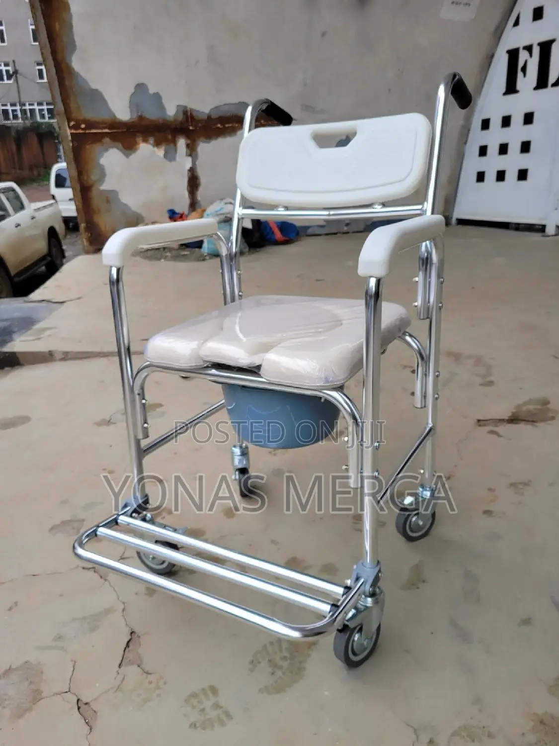 Commode Chair服脈toilet,Chair研鍳bucket for Waste Collection