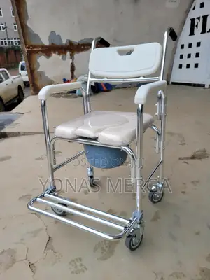 Photo - Commode Chair服脈toilet,Chair研鍳bucket for Waste Collection