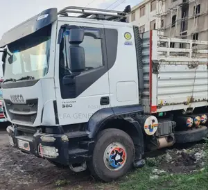 Iveco ባላቶኒ ከነተሳቢው •2017 •87 ሽ ታርጋ