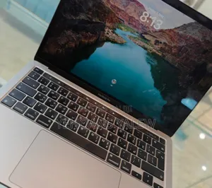 New Laptop Apple MacBook Pro 2022 M2 8GB Intel Core M2 SSD 256GB