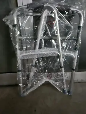 Photo - Walker Almunium Foldable盎我medical Walker疑問walker袸你walker New