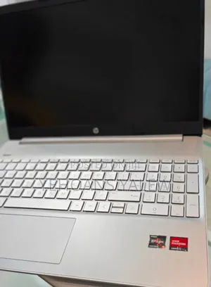 New Laptop HP Stream Notebook 8GB AMD Ryzen 5 SSD 512GB