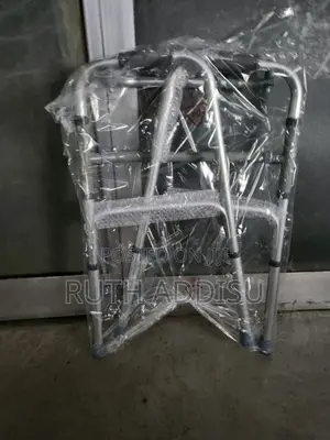 Photo - Medical Walker怏我heavy Duty Almunium Walker忱我new Walker