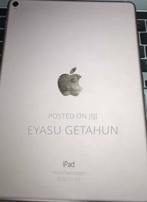 Photo - New Apple iPad Pro 128 GB Silver