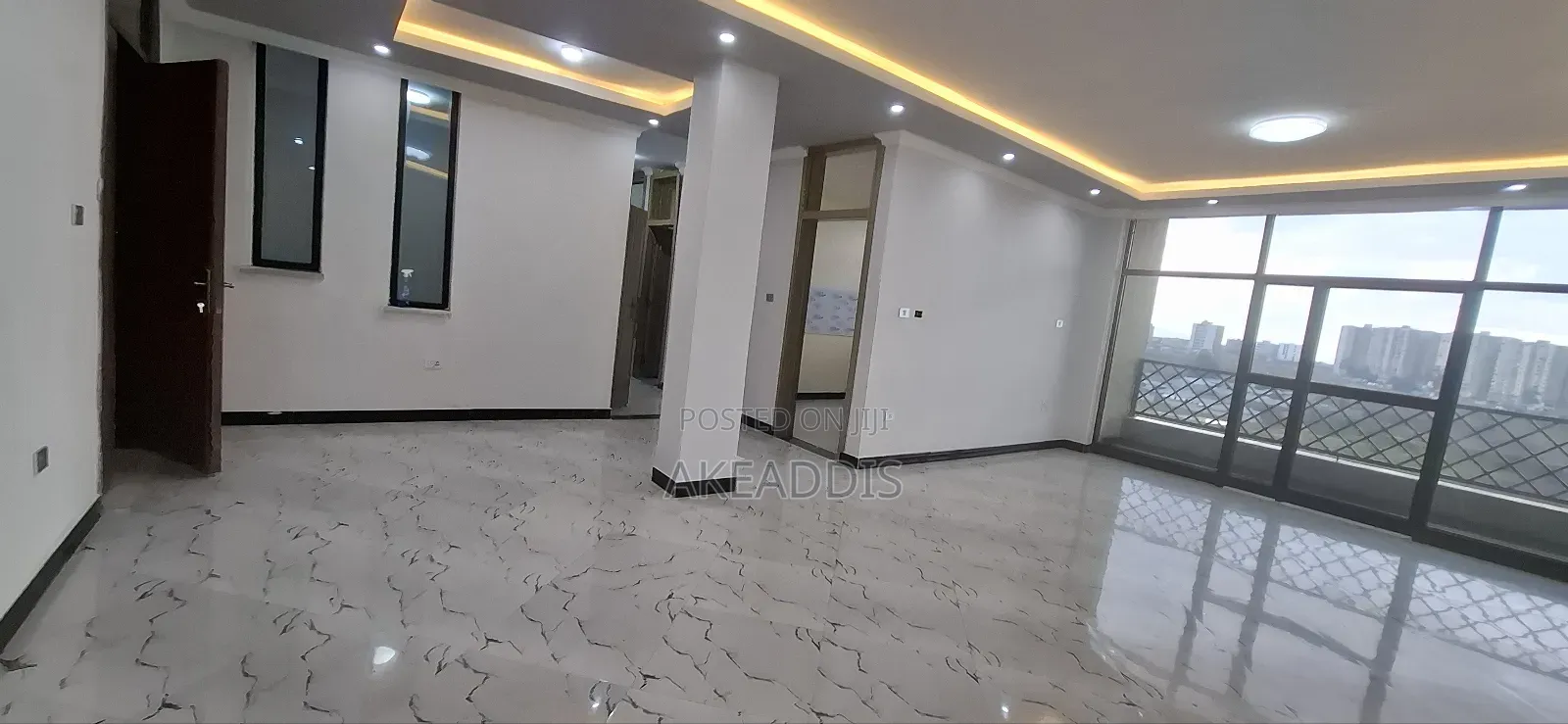 Furnished 4bdrm Apartment in ቦሌ አያት, Bole for sale