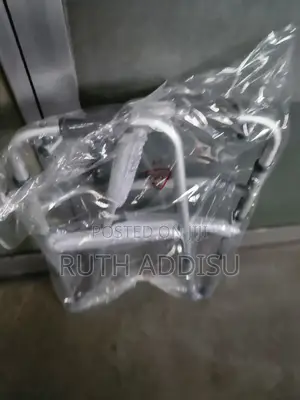 Photo - Foldable Walker底下walker朱諾quality Walker朱諾medical Walker