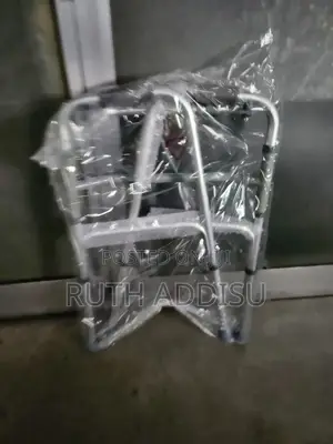 Photo - Walker盎我foldable Walker報導medical Walker胺我brand New Walker