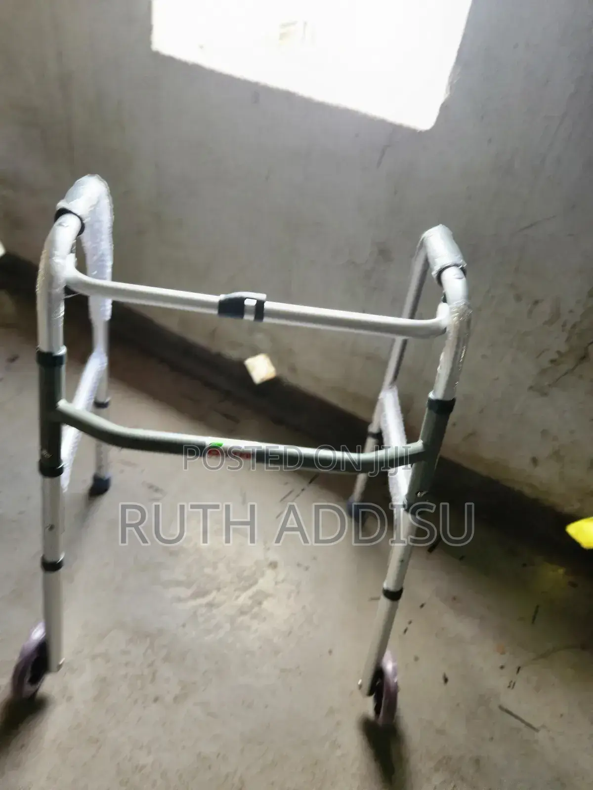 Foldable Walker恢弘medical Walker腔內medical Walker段子walker New