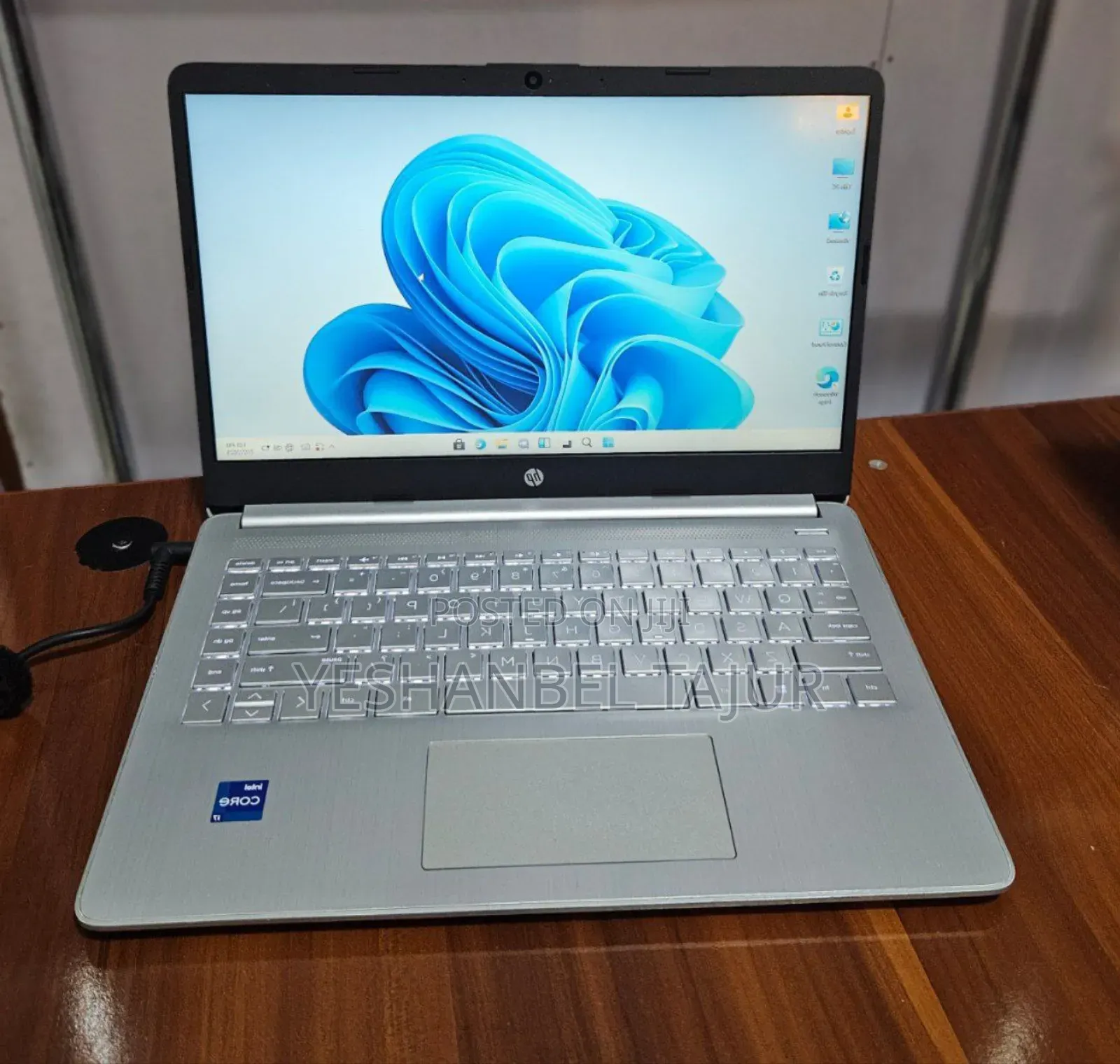 New Laptop HP Stream Notebook 8GB Intel Core I7 SSD 512GB