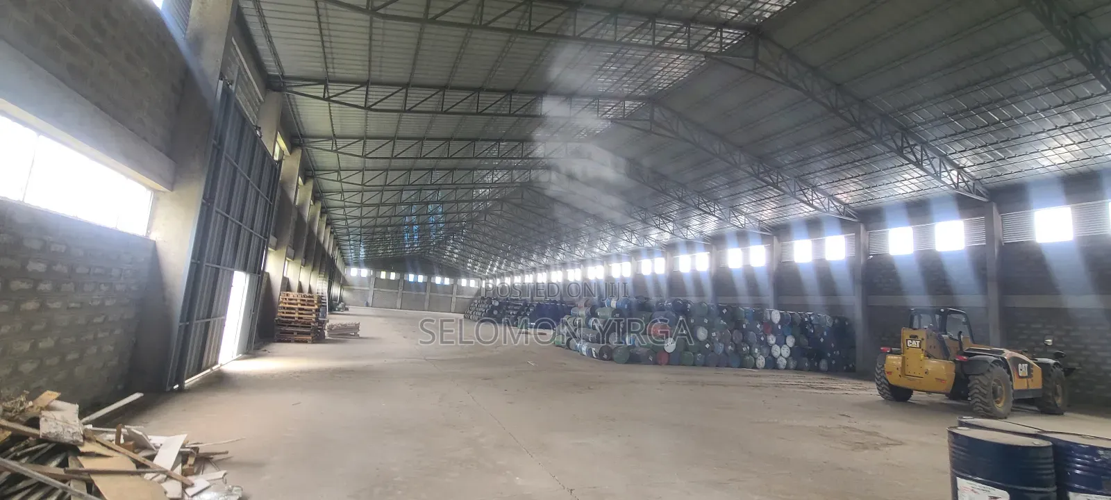 Warehouse for Rentየሚከራይ