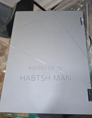 New Laptop Asus VivoBook 15 X505BA 16GB Intel Core i7 SSD 1T