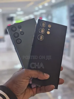 Photo - New Samsung Galaxy S22 Ultra 128 GB Black