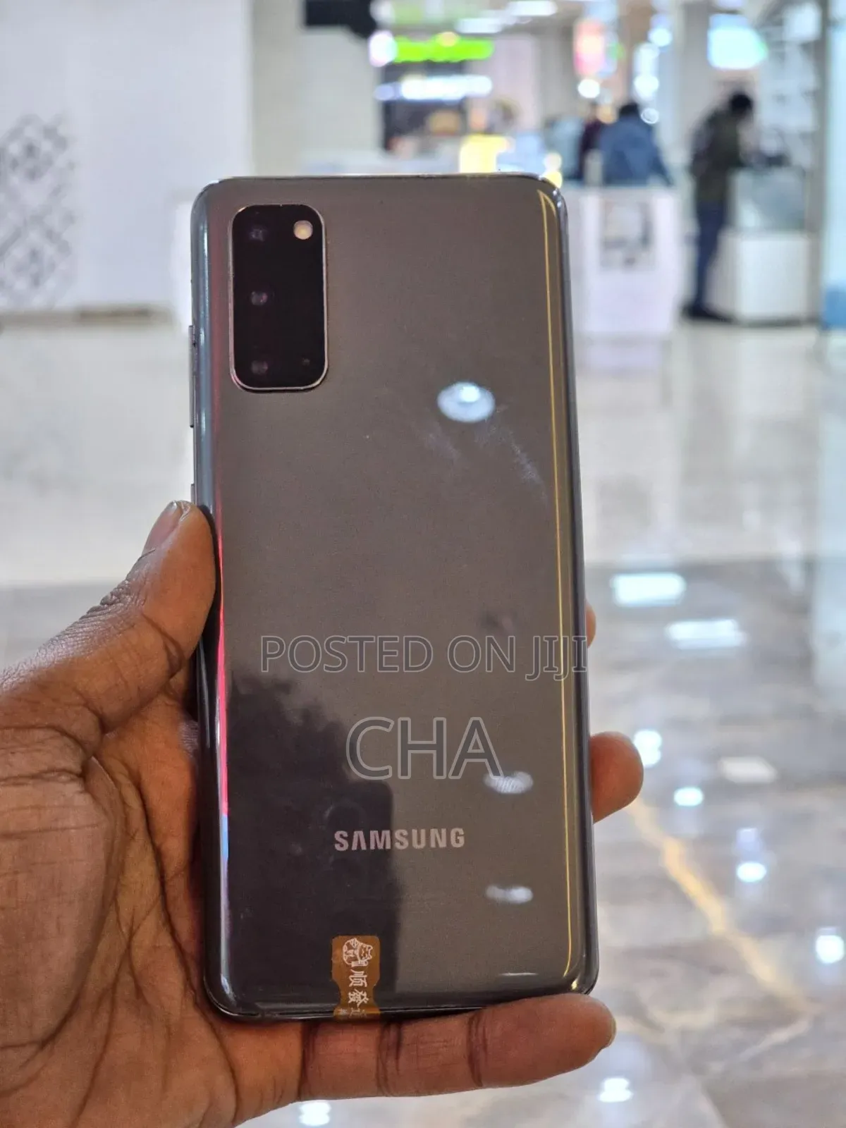 New Samsung Galaxy S20 128 GB Gray