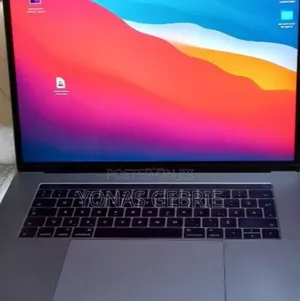 New Laptop Apple MacBook 2016 16GB Intel Core I7 SSD 512GB