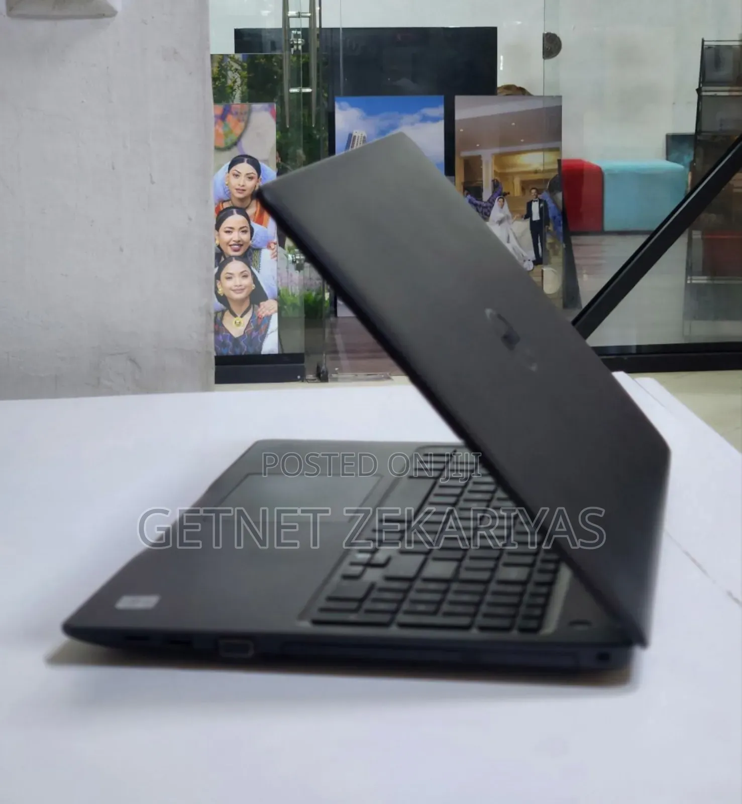 New Laptop Dell Vostro 15 3549 8GB Intel Core I5 SSD 512GB