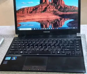 Photo - Laptop Toshiba Portege R930 4GB Intel Core I5 HDD 500GB