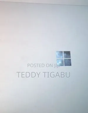 New Laptop Microsoft Surface 16GB Intel Core i7 SSD 512GB