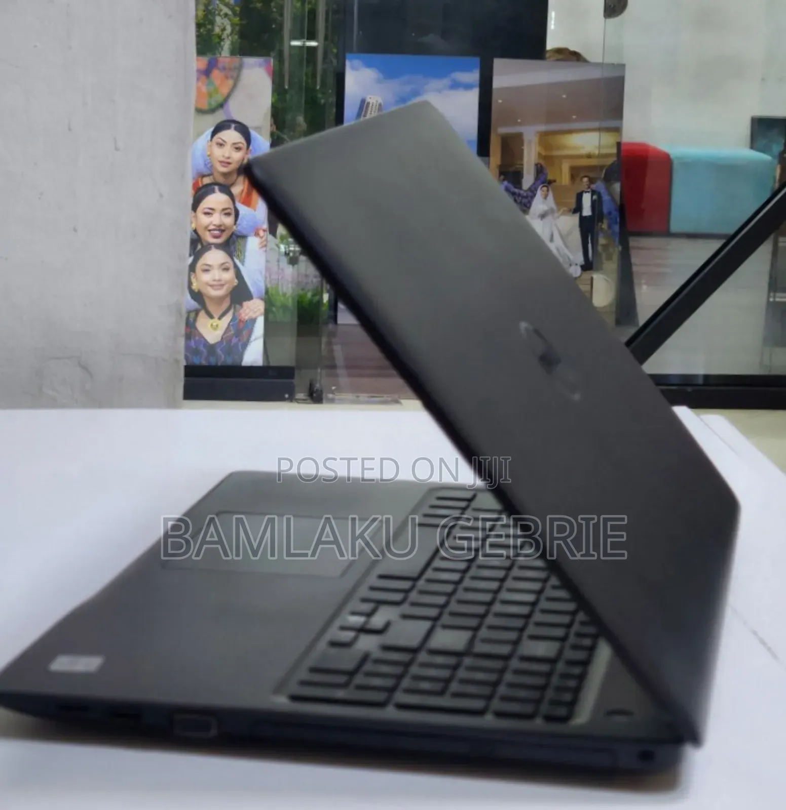 New Laptop Dell Vostro 1015 8GB Intel Core I5 SSD 512GB