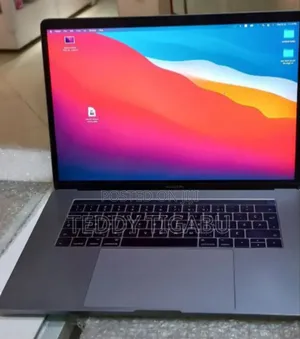 New Laptop Apple MacBook Pro 2016 16GB Intel Core I7 SSD 512GB
