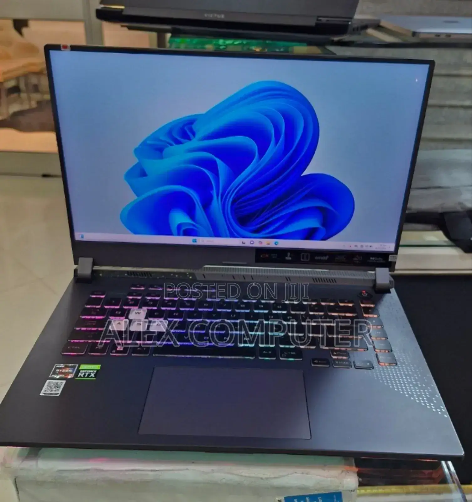 New Laptop Asus ROG Strix G15 16GB AMD Ryzen 9 SSD 1T