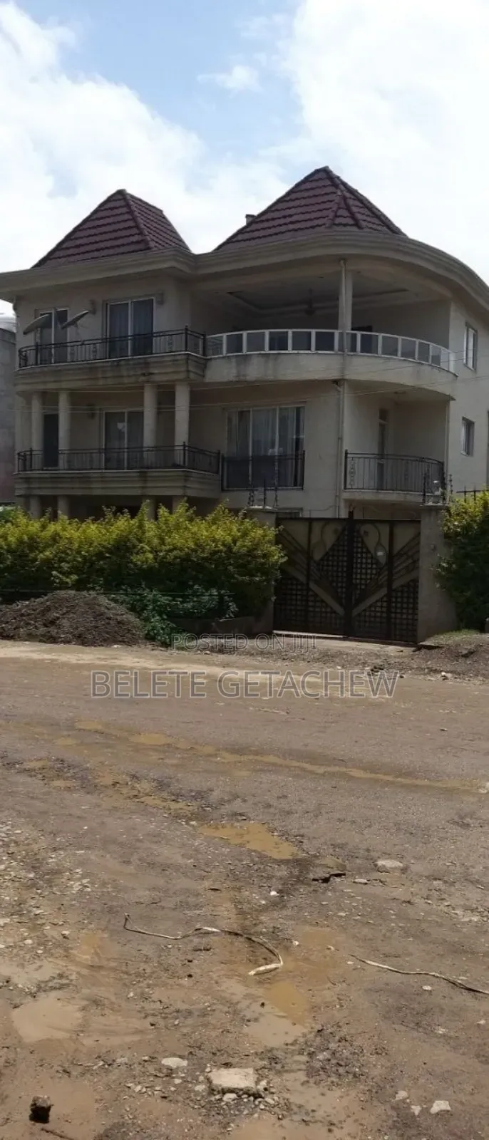 8bdrm House in Semit, G+2 House, Bole for sale
