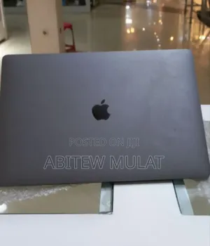 New Laptop Apple MacBook 2016 16GB Intel Core I7 SSD 512GB