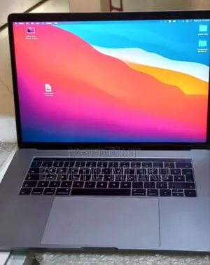 Photo - New Laptop Apple MacBook Pro 2016 16GB Intel Core I7 SSD 512GB