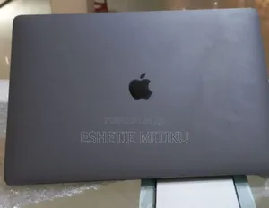 New Laptop Apple MacBook Pro 2016 16GB Intel Core I7 SSD 512GB