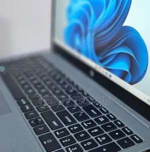 New Laptop HP Stream Notebook 16GB Intel Core I7 SSD 512GB