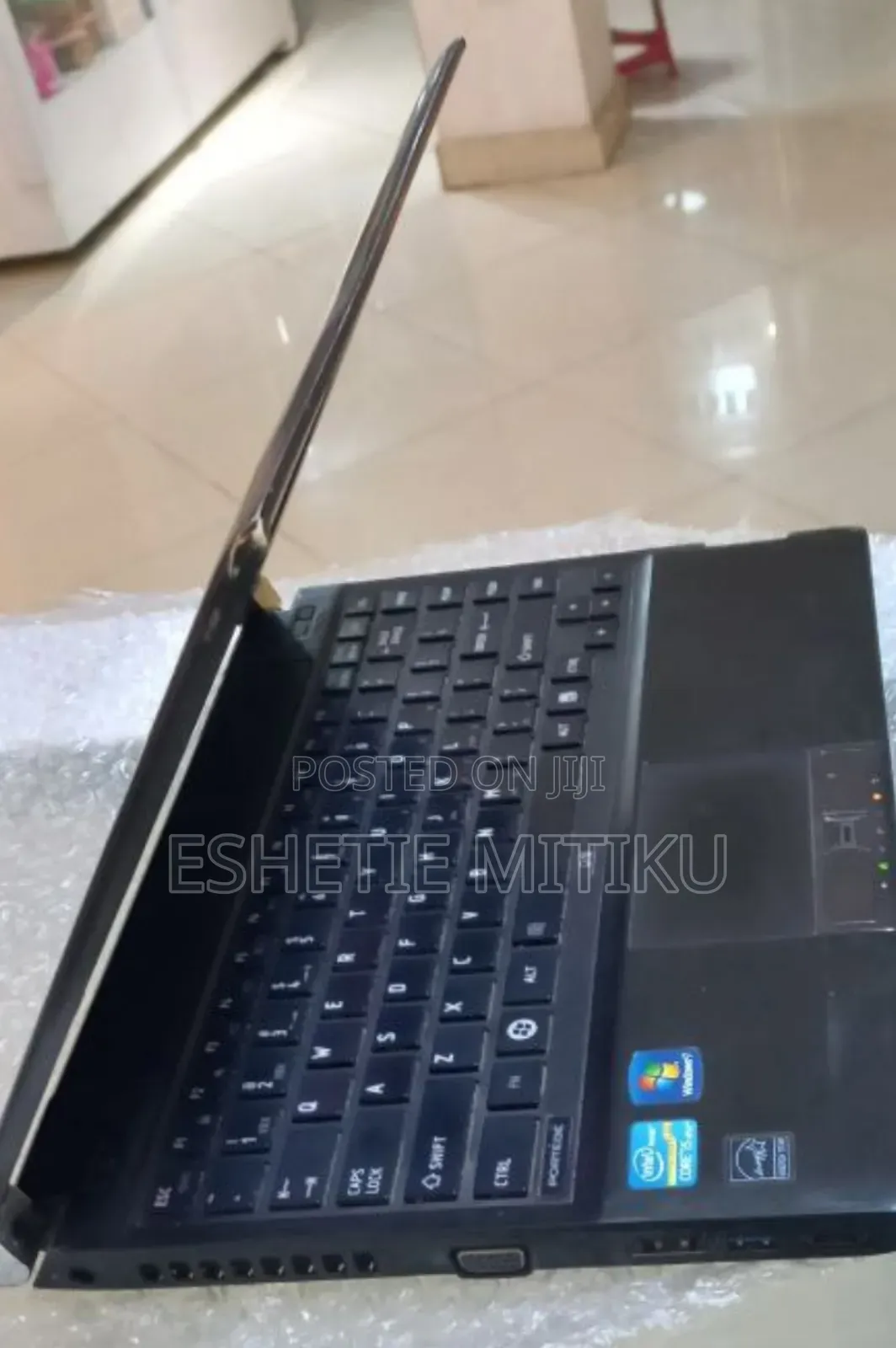 New Laptop Toshiba Portege R930 4GB Intel Core I5 SSD 500GB