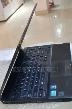 New Laptop Toshiba Portege R930 4GB Intel Core I5 SSD 500GB