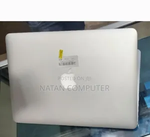 New Laptop Apple MacBook 2015 8GB Intel Core I5 SSD 256GB