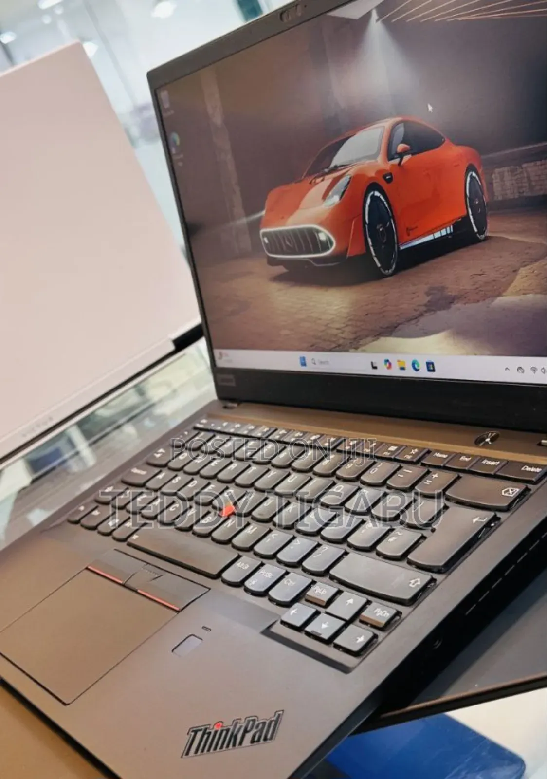 New Laptop Lenovo ThinkPad Yoga 16GB Intel Core I5 SSD 512GB