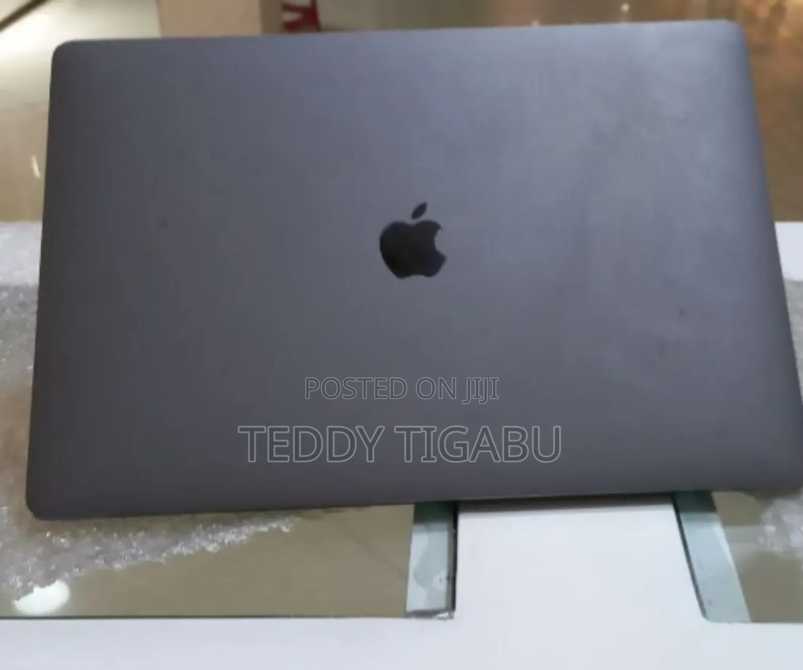 New Laptop Apple MacBook Pro 2016 16GB Intel Core I7 SSD 512GB