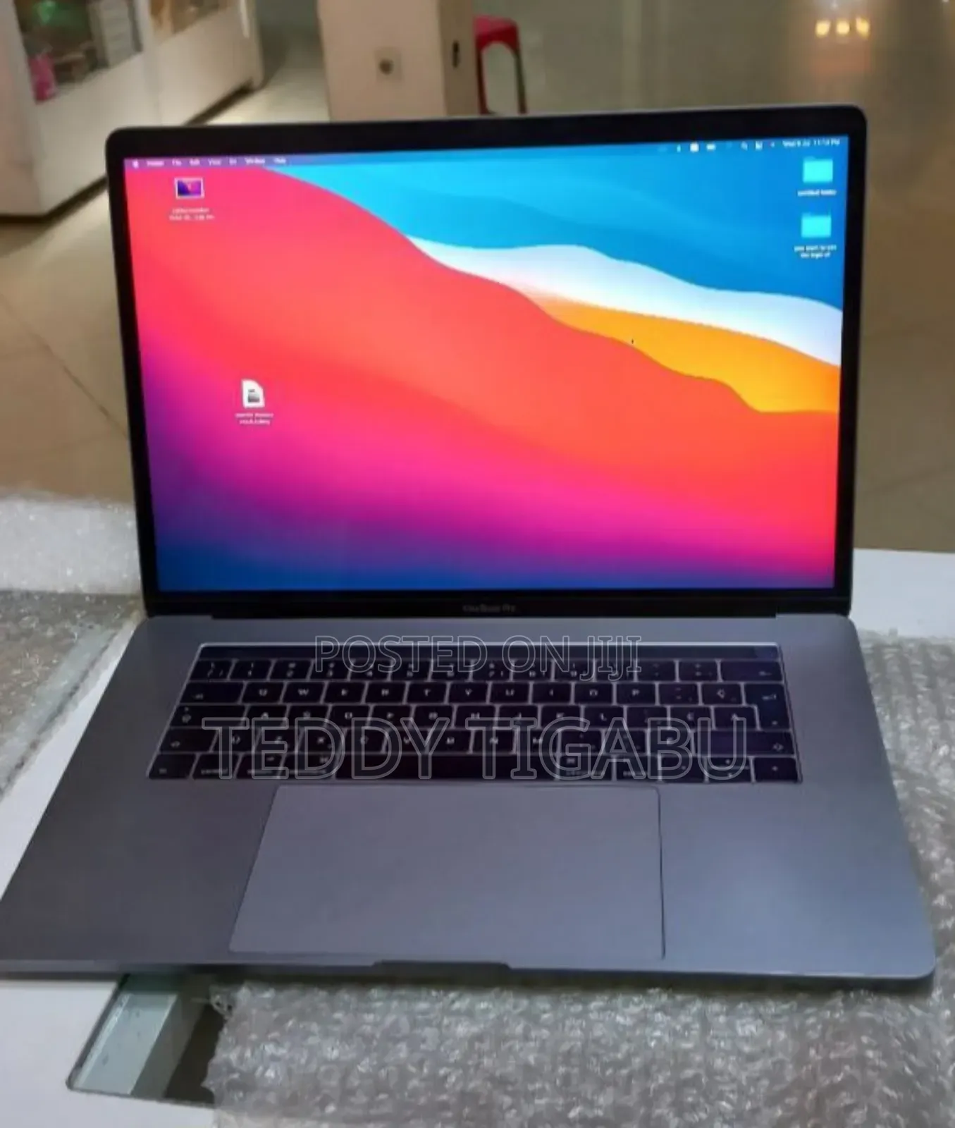 New Laptop Apple MacBook Pro 2016 16GB Intel Core I7 SSD 512GB