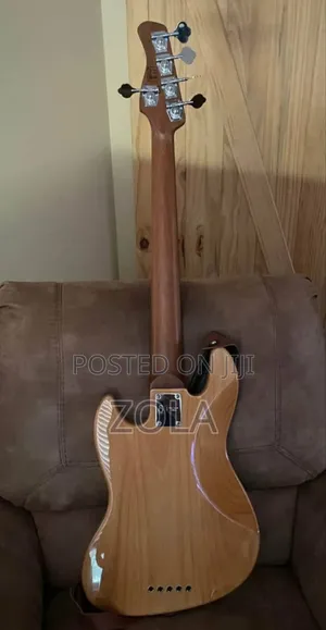 Photo - Sire Marcus Miller V5 Alder 5-String Bass Guitar - Natural