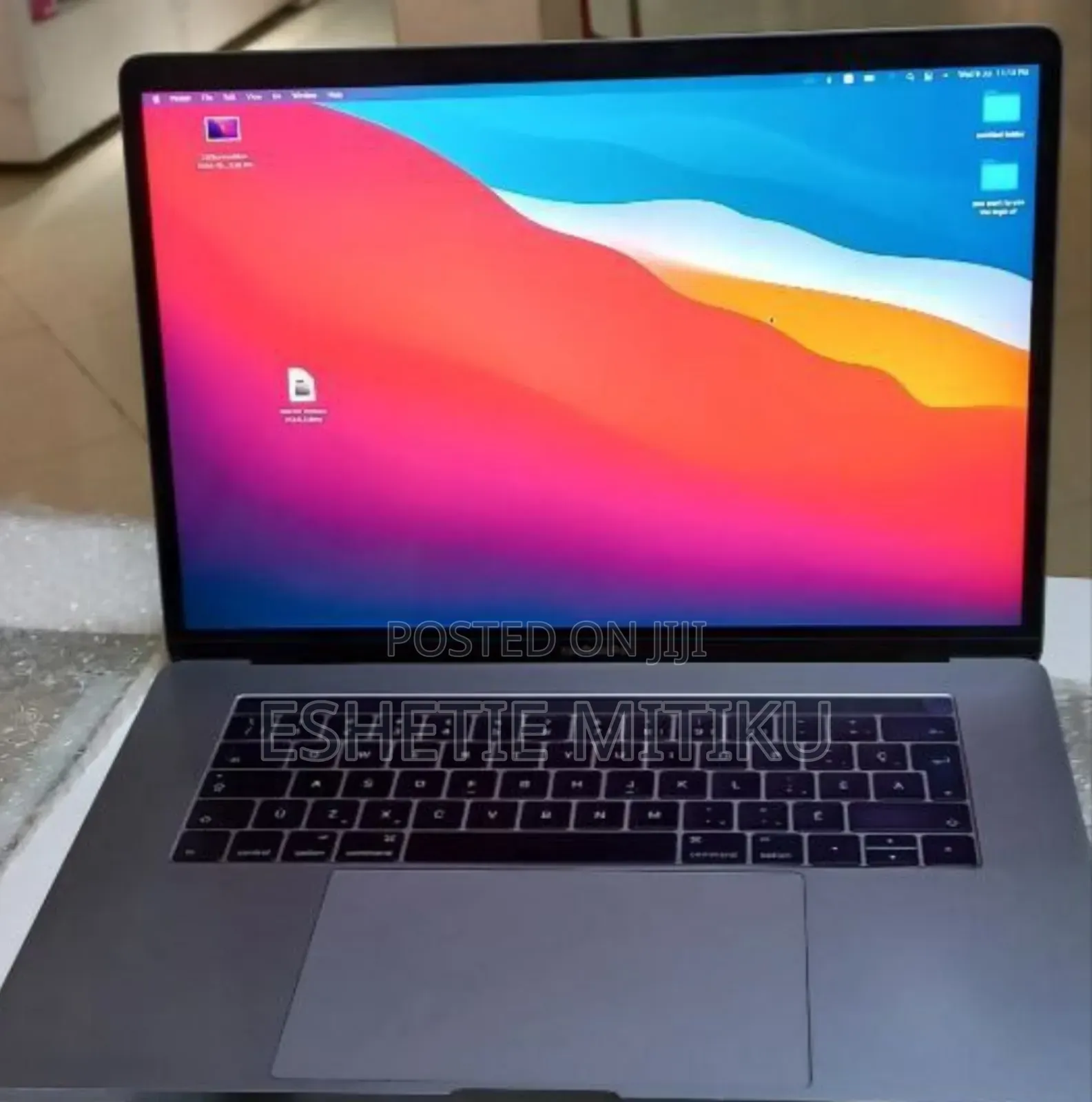 New Laptop Apple MacBook Pro 2016 16GB Intel Core I5 SSD 512GB