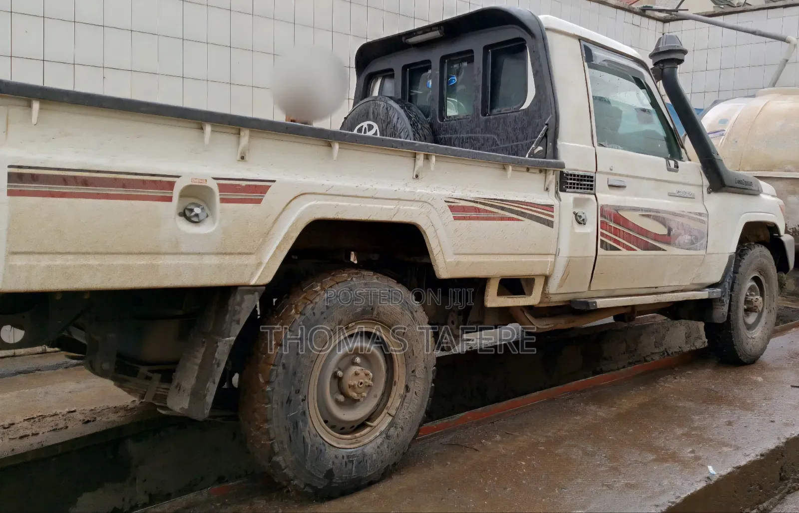 Toyota Land Cruiser 2016 White