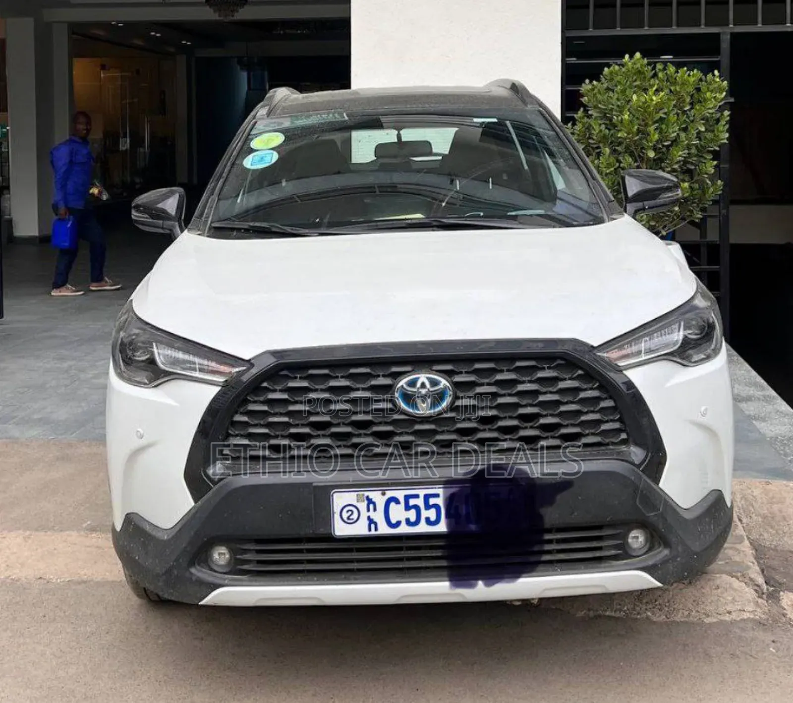Toyota Corolla Cross Hybrid 2024 White
