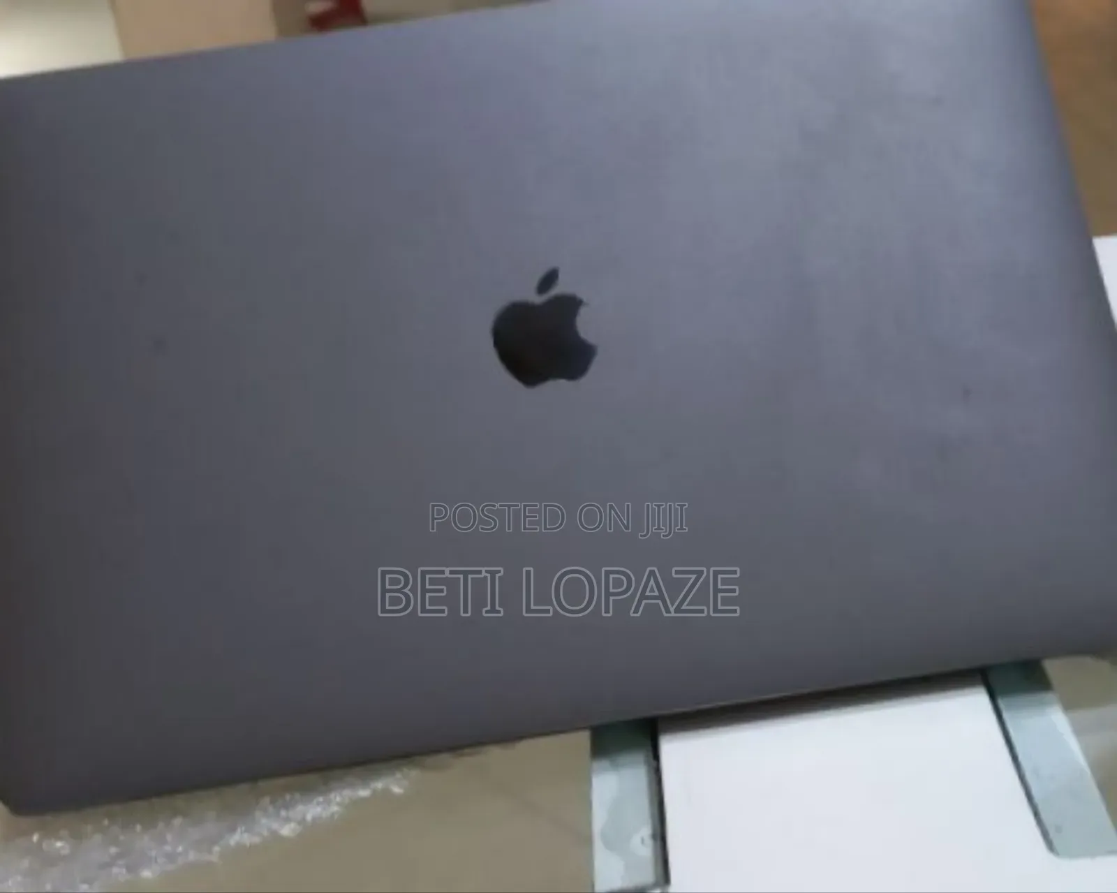 New Laptop Apple MacBook 2016 16GB Intel Core I7 SSD 512GB