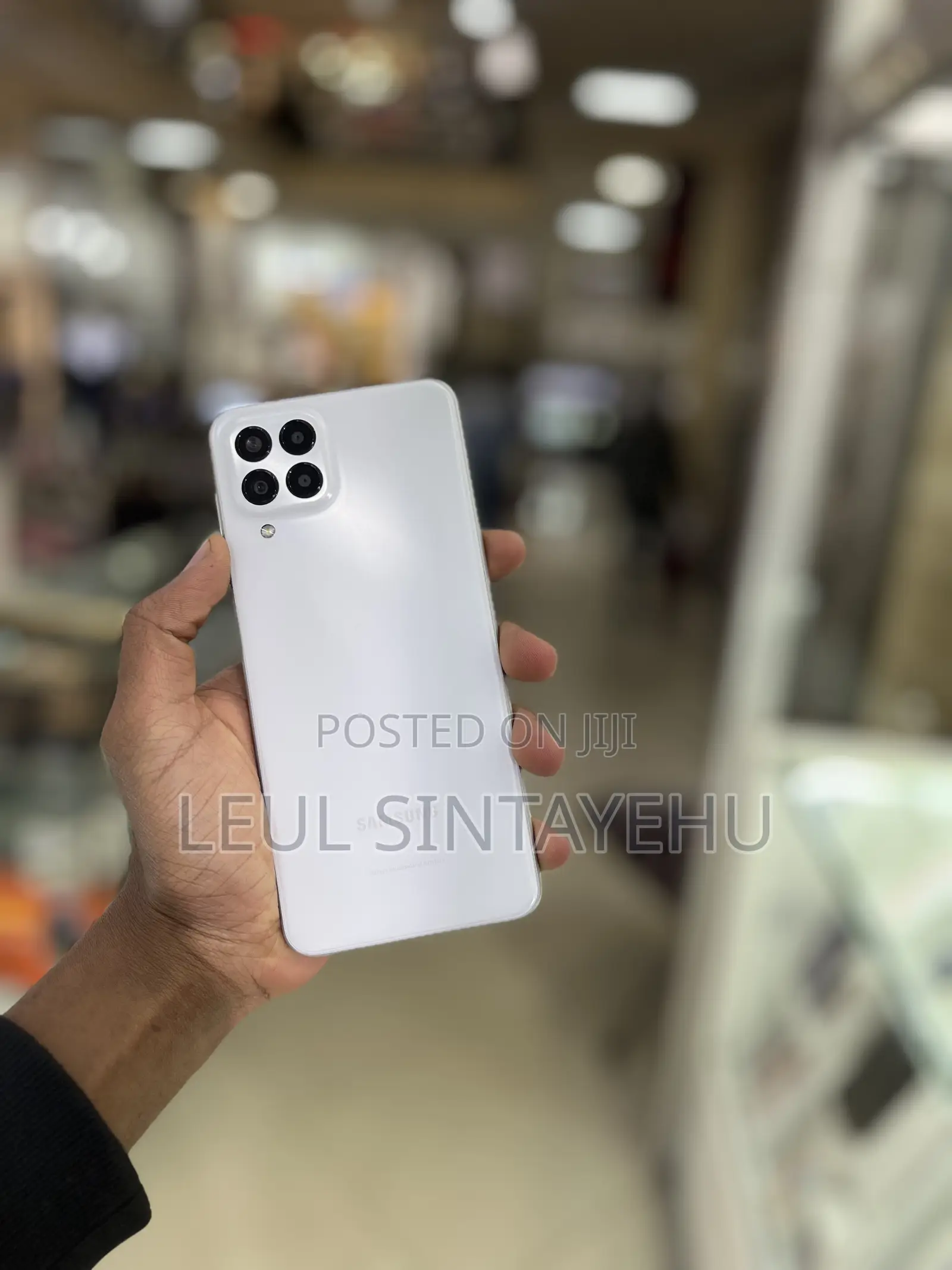 Samsung Galaxy M33 128 GB White