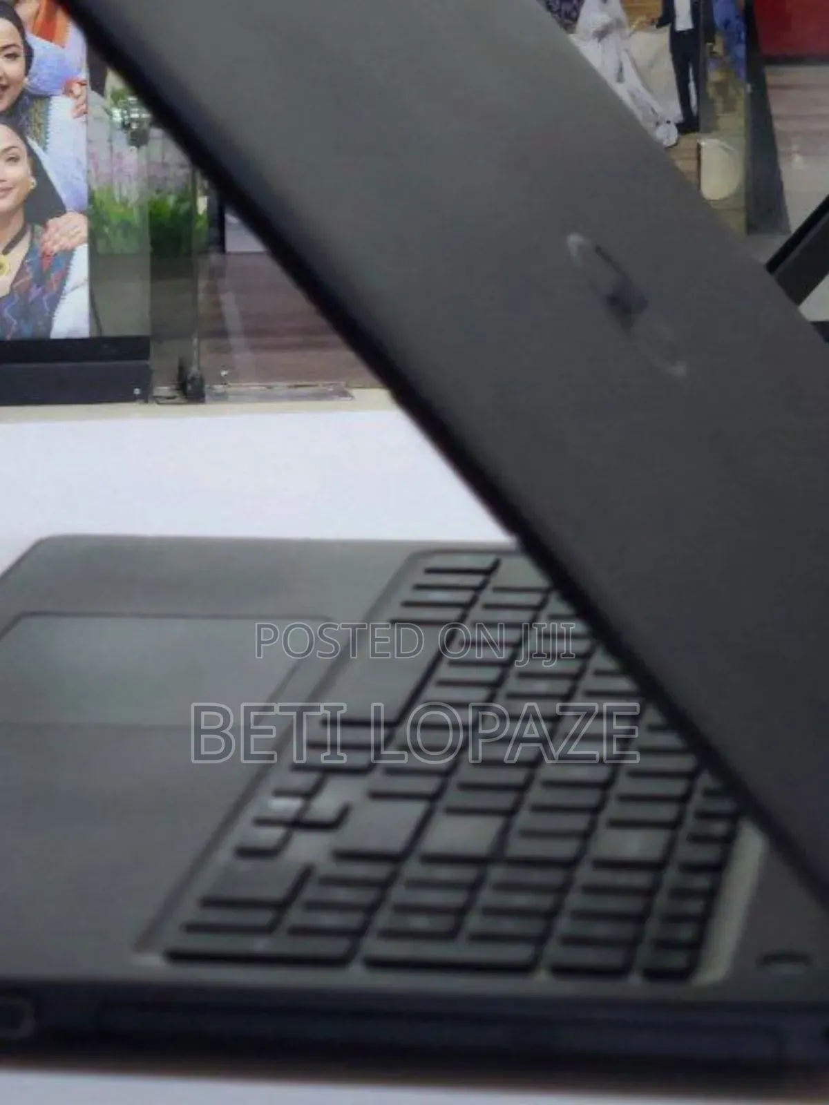 New Laptop Dell Vostro 1014 8GB Intel Core I5 SSD 512GB