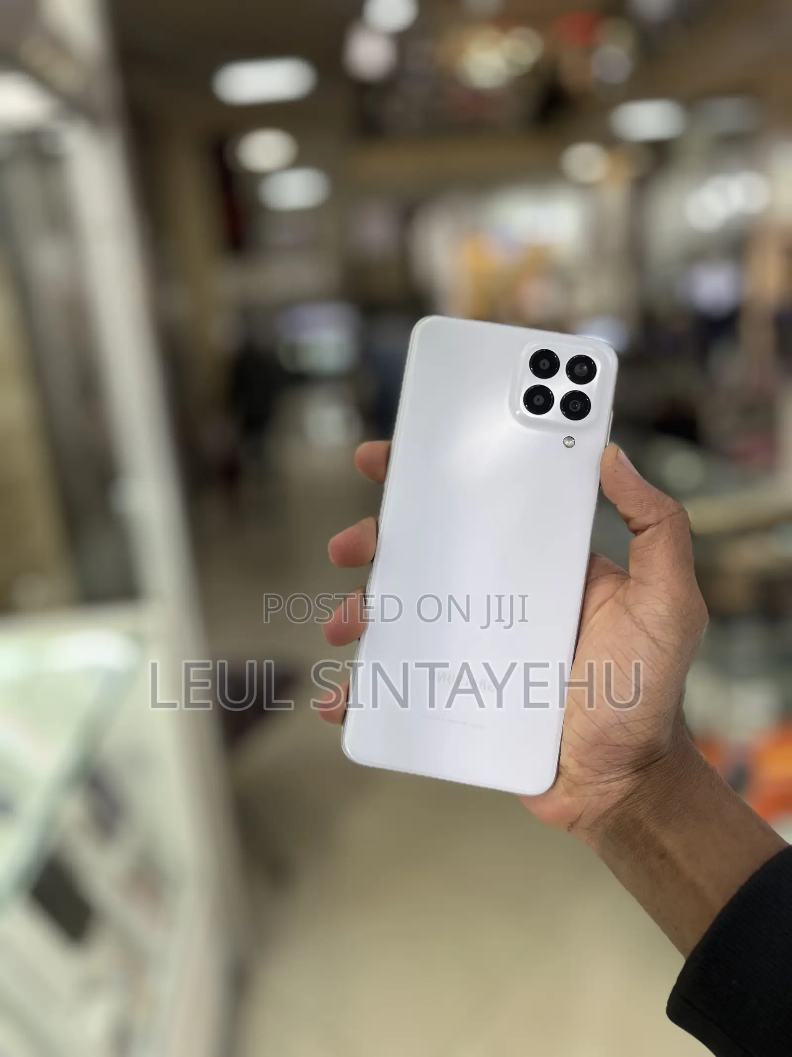 Samsung Galaxy M33 128 GB White