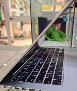 New Laptop HP EliteBook 840 G4 8GB Intel Core I5 SSD 256GB