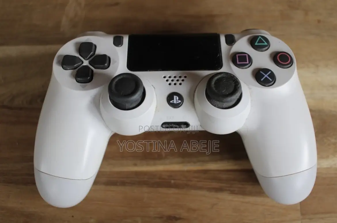 Playstation 4 Wireless Controller Glacier White