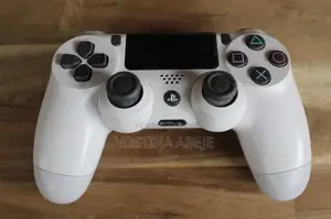 Photo - Playstation 4 Wireless Controller Glacier White