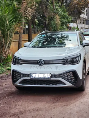 Photo - Volkswagen ID.6 2022 White