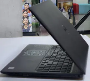 Photo - New Laptop Dell Vostro V131 8GB Intel Core I5 SSD 512GB